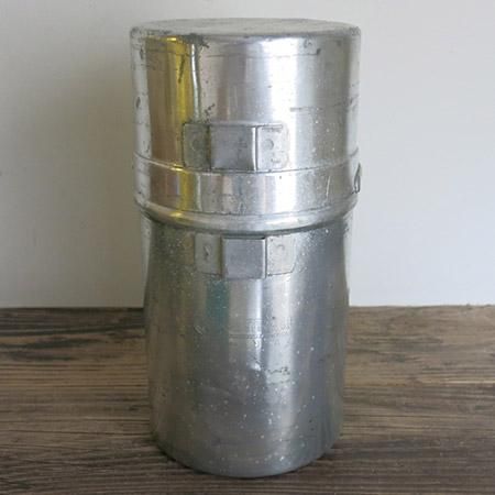 コールマン製、軍用GIストーブ530(M-1941)A47 です。 コールマン製、軍用GIストーブ530(M-1941)A47 です。