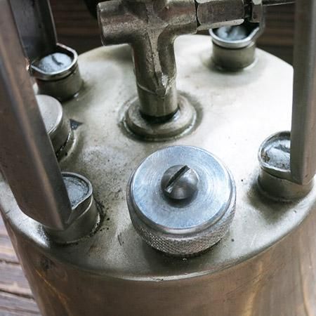 コールマン製、軍用GIストーブ530(M-1941)A47 です。 コールマン製、軍用GIストーブ530(M-1941)A47 です。
