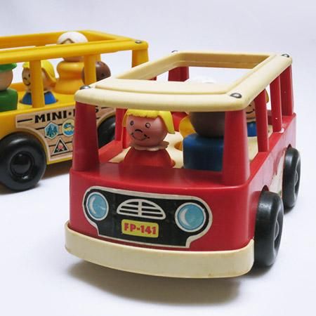 フィッシャープライスより、プレイファミリー ミニバス＆リトル