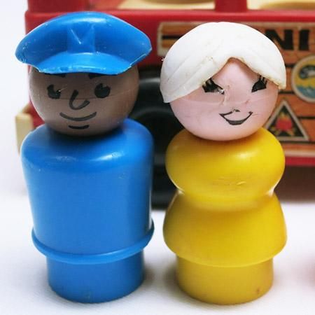 フィッシャープライスより、プレイファミリー ミニバス＆リトル