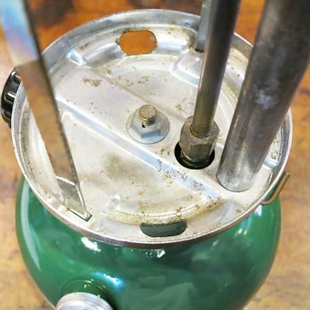 オールドコールマンランタン200A グリーン アンバーグローブ