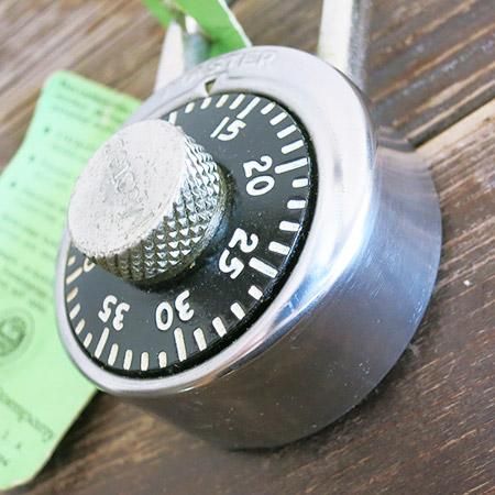 マスターロック ビンテージ ダイヤル式南京錠、箱付き・タグ付きです。