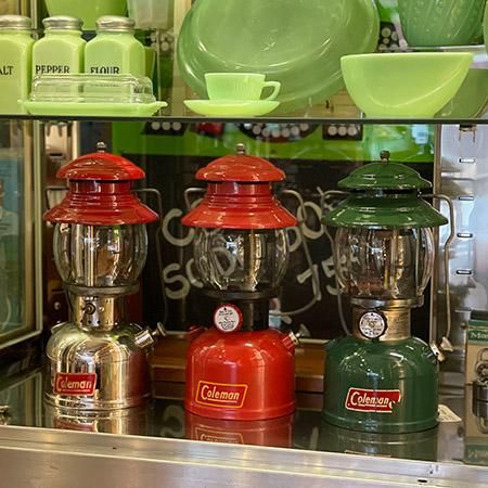 オールドコールマン 200A ブラックバンド ランタンです。1952年6 オールドコールマン 200A ブラックバンド ランタンです。1952年6