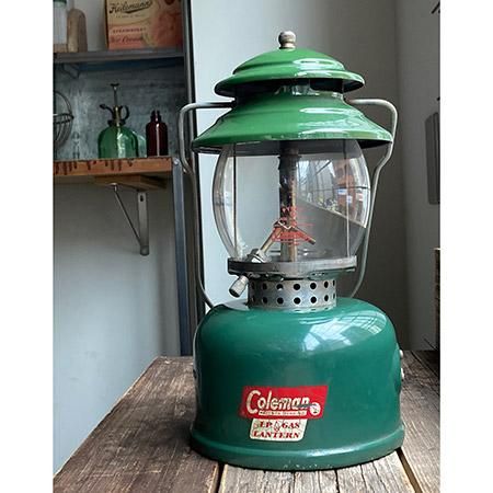 オールドコールマン 5120 LPガスランタン、1966年12月製造です。 オールドコールマン 5120 LPガスランタン、1966年12月製造です。