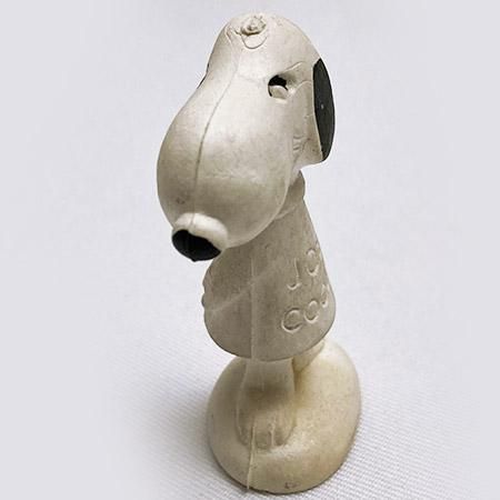 ヴィンテージ スヌーピー PVC ホワイトフィギュア(JOE COOL)です。 ヴィンテージ スヌーピー PVC ホワイトフィギュア(JOE COOL)です。