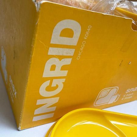 INGRID イングリッド社 スナックセット 新品 トレイ&マグ