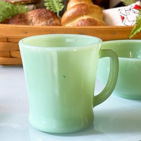 ファイヤーキング、ジェダイ Dハンドルマグです。