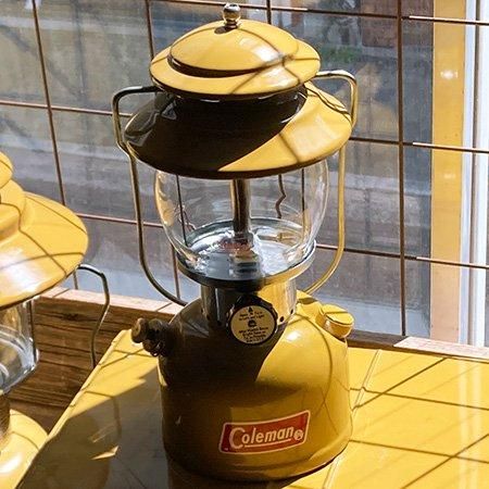 オールドコールマン 200A ゴールドボンド ランタン(リペイント オールドコールマン 200A ゴールドボンド ランタン(リペイント
