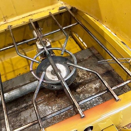 オールドコールマン ゴールドボンド 413G ツーバーナーコンロです。