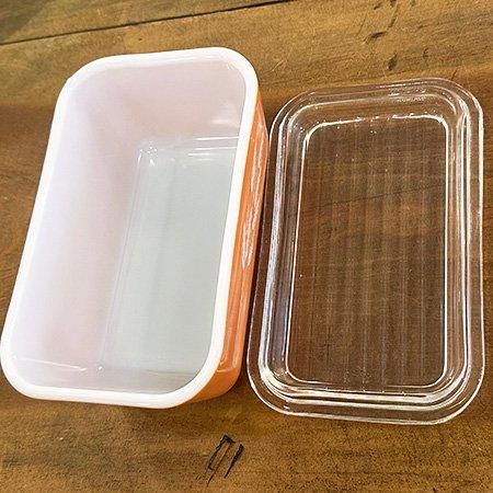 オールドパイレックス レフリジレーター オータムハーベストMサイズです。