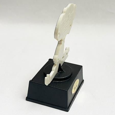 Aviva スヌーピー 水上スキー トロフィー ピーナッツ スヌーピー トロフィー ウォータースキー – ROBOTROBOT