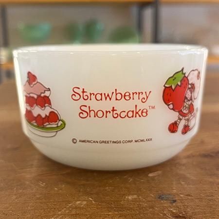 ☆ファイヤーキング ストロベリーショートケーキボウル ☆ファイヤーキング ストロベリーショートケーキボウル
