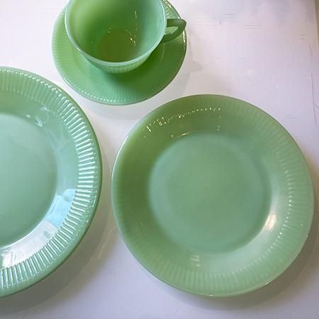 ファイヤーキング ジェーンレイシリーズより、サラダプレートです。