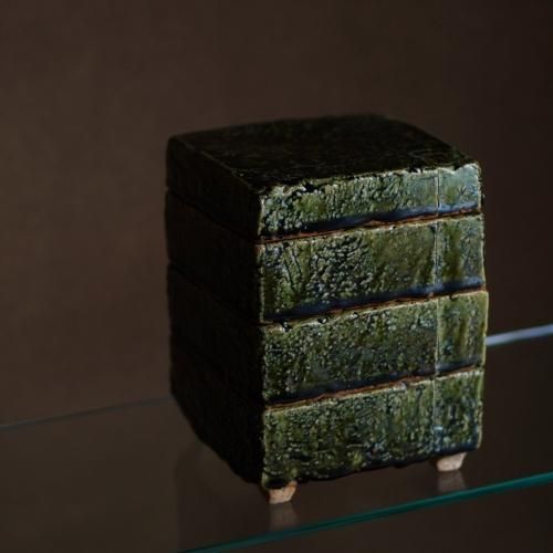 織部重箱 陶芸家 金本卓也【Galleryてとて】 織部重箱 陶芸家 金本卓也【Galleryてとて】