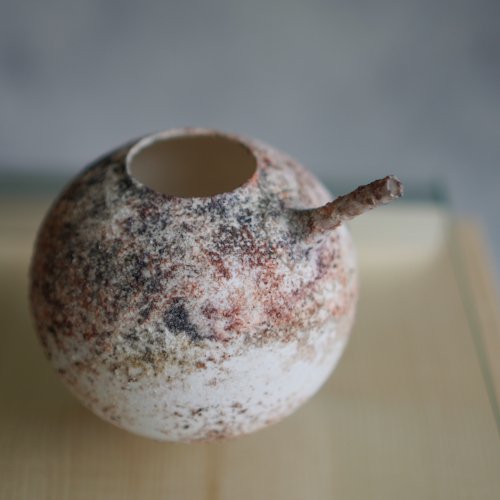 白磁窯変注器 陶芸家_松本治幸【Galleryてとて】