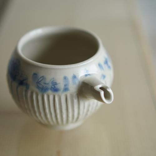 高松宮家家紋付き　陶器花器 木箱付き 美品 唐津焼 宸山窯 鶴 壺 花器 木箱 共箱 久峰陶苑 送料無料