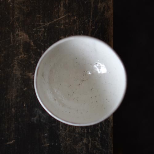 加藤委 川小牧粉引盃 ぐい呑み 加藤委 川小牧粉引盃 ぐい呑み - メルカリ