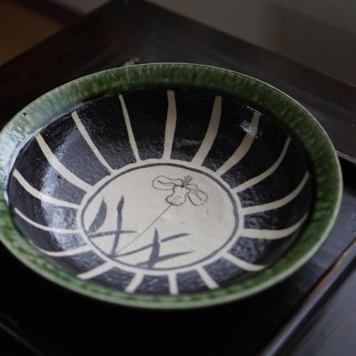 陶芸家 作家物 澤克典 織部 ぐい呑 酒器 酒盃 弥七田織部 共箱 陶芸家 作家物 澤克典 織部 ぐい呑 酒器 酒盃 弥七田織部 共箱