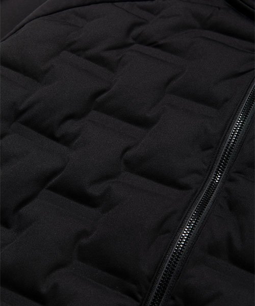 <img class='new_mark_img1' src='https://img.shop-pro.jp/img/new/icons20.gif' style='border:none;display:inline;margin:0px;padding:0px;width:auto;' />30%OFFSTORM FLEECE BONDING QUILT JKMEN'S