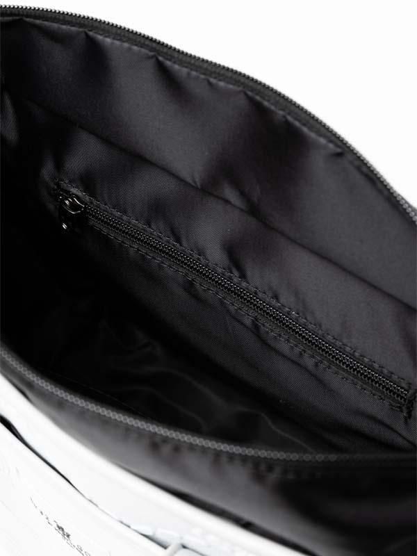 <img class='new_mark_img1' src='https://img.shop-pro.jp/img/new/icons1.gif' style='border:none;display:inline;margin:0px;padding:0px;width:auto;' />BACK EMBOSS CART BAG