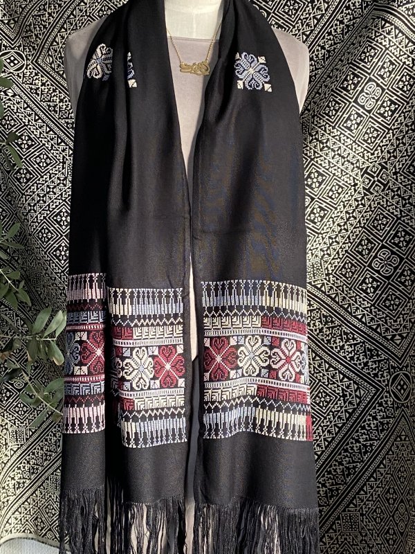 【先行支援】スクエア刺繍ストール - パレスチナ・アマル | パレスチナ刺繍・伝統工芸品通販