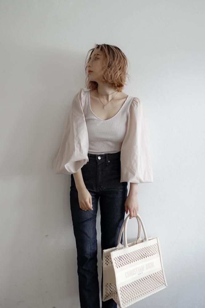 ストレートデニムパンツ画像