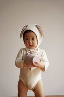 <img class='new_mark_img1' src='https://img.shop-pro.jp/img/new/icons8.gif' style='border:none;display:inline;margin:0px;padding:0px;width:auto;' />MARQUE Baby Baby Rabbit Hat＆Rompers Set [3~6ヶ月/6-12ヶ月]