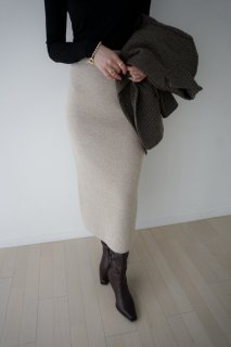 <img class='new_mark_img1' src='https://img.shop-pro.jp/img/new/icons38.gif' style='border:none;display:inline;margin:0px;padding:0px;width:auto;' />Tight Wool Skirt<br>[BEIGE]*[サンプル品]<s><font color="red">8900円</s>→4450円<br>50%OFF</font>