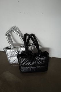 <img class='new_mark_img1' src='https://img.shop-pro.jp/img/new/icons8.gif' style='border:none;display:inline;margin:0px;padding:0px;width:auto;' />Mothers Bag<br>[BLACK/SILVER]
