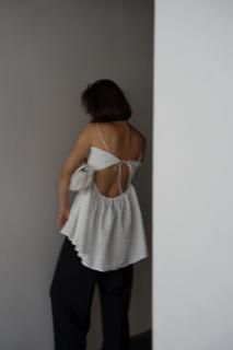 <img class='new_mark_img1' src='https://img.shop-pro.jp/img/new/icons8.gif' style='border:none;display:inline;margin:0px;padding:0px;width:auto;' />Back Open Wrinkle Camisole<br>[WHITE/BLACK]