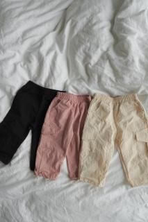 <img class='new_mark_img1' src='https://img.shop-pro.jp/img/new/icons56.gif' style='border:none;display:inline;margin:0px;padding:0px;width:auto;' />MARQUE Baby Parachute Pants [OFFWHITE/BLACK/PINK][80cm]