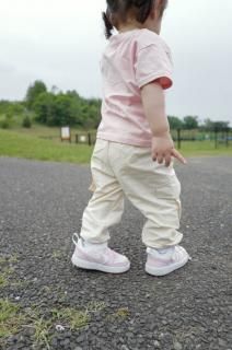 <img class='new_mark_img1' src='https://img.shop-pro.jp/img/new/icons56.gif' style='border:none;display:inline;margin:0px;padding:0px;width:auto;' />MARQUE Baby Parachute Pants [OFFWHITE/BLACK/PINK][80cm]