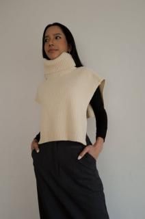 <img class='new_mark_img1' src='https://img.shop-pro.jp/img/new/icons38.gif' style='border:none;display:inline;margin:0px;padding:0px;width:auto;' />LayeredLibTurtleNeckCape[WHITE][ץ]<s><font color="red">2600</s>78070%OFF</font>