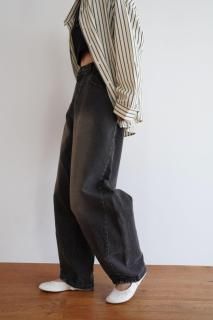 <img class='new_mark_img1' src='https://img.shop-pro.jp/img/new/icons8.gif' style='border:none;display:inline;margin:0px;padding:0px;width:auto;' />Black Wide Denim Pants<br>[S/M]