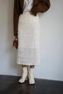 <img class='new_mark_img1' src='https://img.shop-pro.jp/img/new/icons38.gif' style='border:none;display:inline;margin:0px;padding:0px;width:auto;' />Petal Shaggy Long Skirt<br>[WHITE][ץ]<s><font color="red">7900</s>292060%OFF</font>