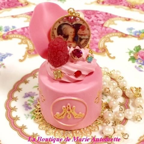 マリーアントワネットケーキpetit Rose La Boutique De Marie Antoinette ラ ブティック ドゥ マリーアントワネット マリーアントワネットケーキpetit Rose La Boutique De Marie Antoinette ラ ブティック ドゥ マリーアントワネット