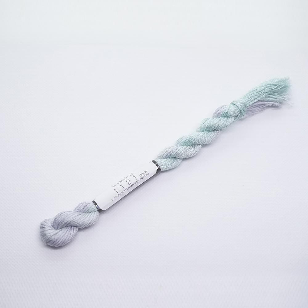 ThreadworX オーバーダイドフロス 25番刺しゅう糸 色番号1121