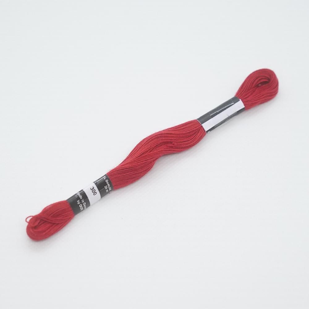 お花摘み OOE デンマーク花糸 色番号300 - Brodees By Kameshima