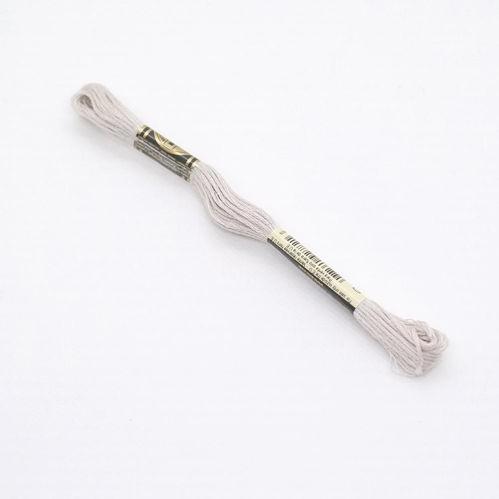 DMC 25番糸 Art. 117#25 色番号 05 - Brodees By Kameshima DMC 25番糸 Art. 117#25 色番号 05 - Brodees By Kameshima