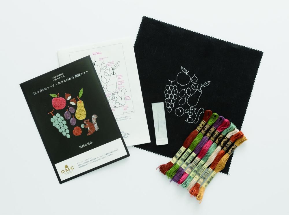 カサット、刺繍するメアリ・エリソン、希少画集画、新品額装付 マカベアリス 12ヶ月のモチーフと生きものたち 刺繍キット「真夏