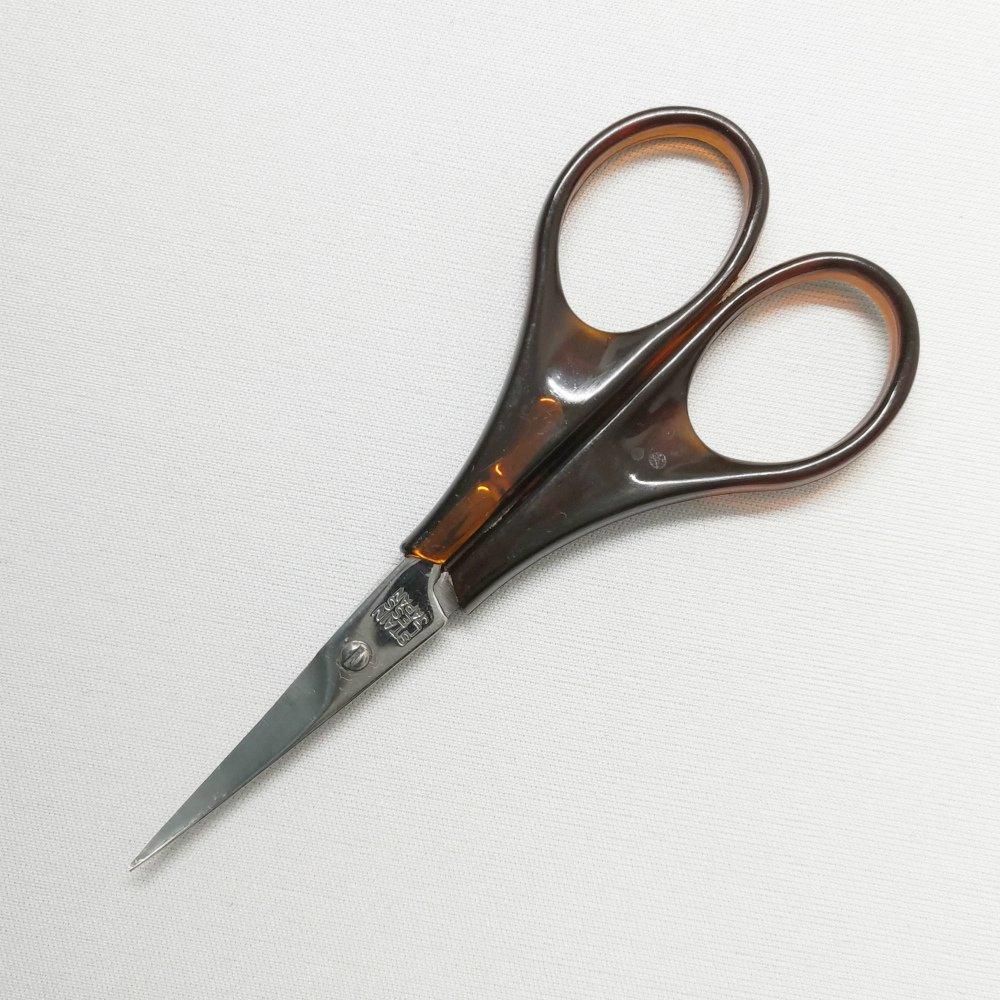 刺しゅう用ステンレスハサミ 反り刃 90mm - Brodees By Kameshima