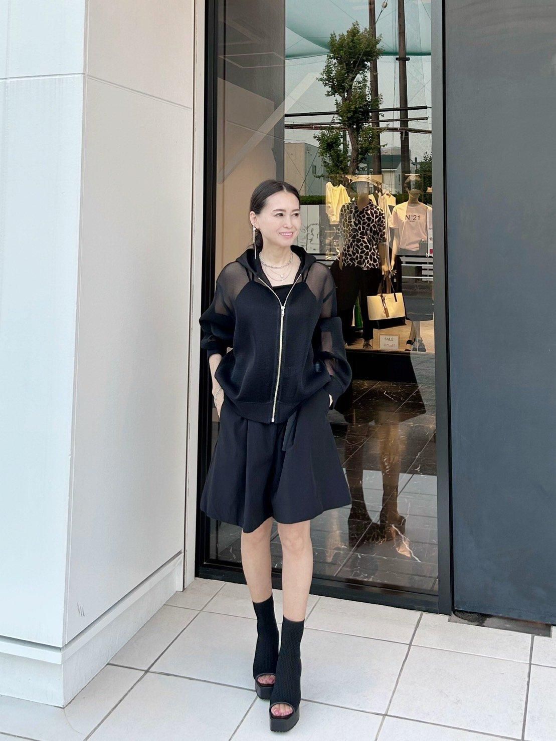 CLOCHE クロシェ フード付きウールジャケット グレー cloche ダウンジャケット クロッシェ ステンカラー バルーン