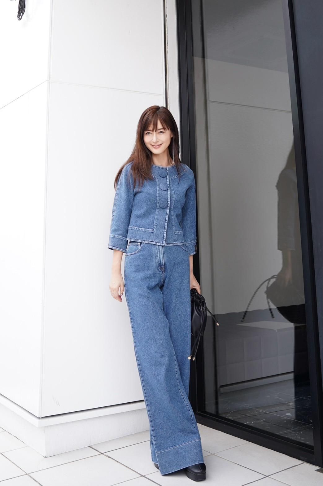N°21(ヌメロヴェントゥーノ)ロングワイドデニムパンツ通販