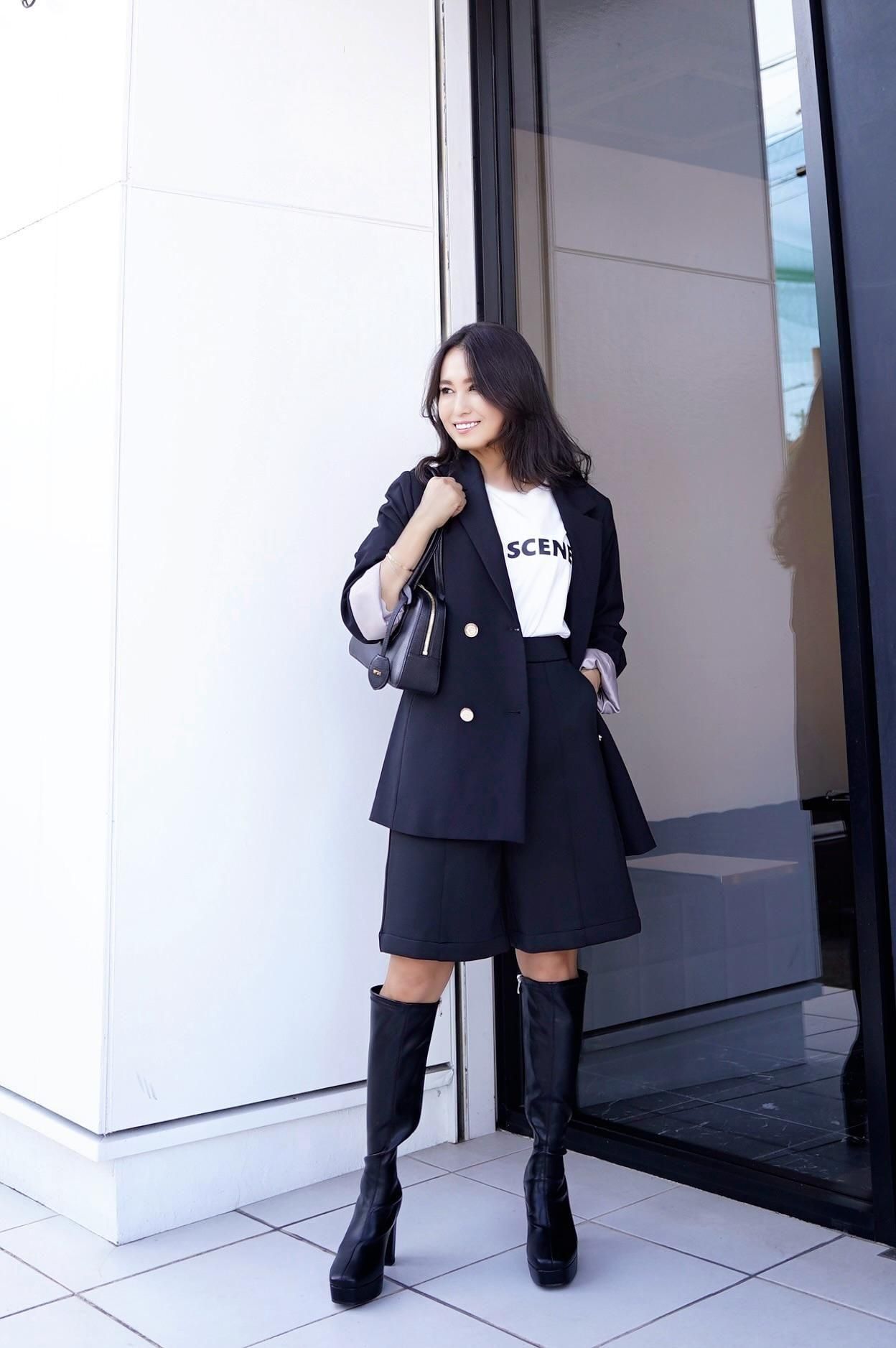 美品　ヌメロヴェントゥーノ　No.21 ブラック　ライン入り N°21(ヌメロヴェントゥーノ) ロングハンドルボストンバッグ 通販