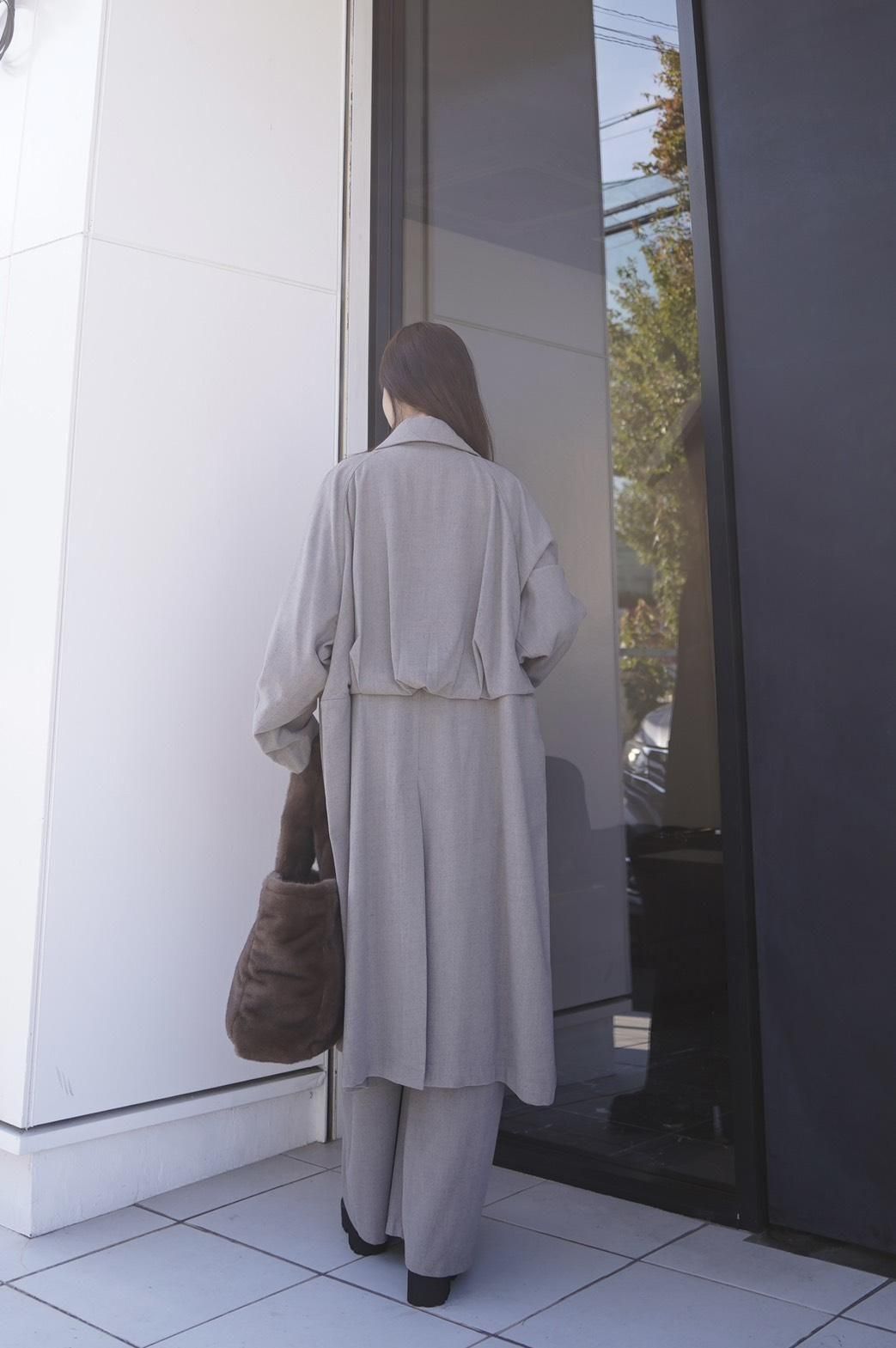 CYANTOKYO (シアントーキョー)エアリーバックウーリーコート通販