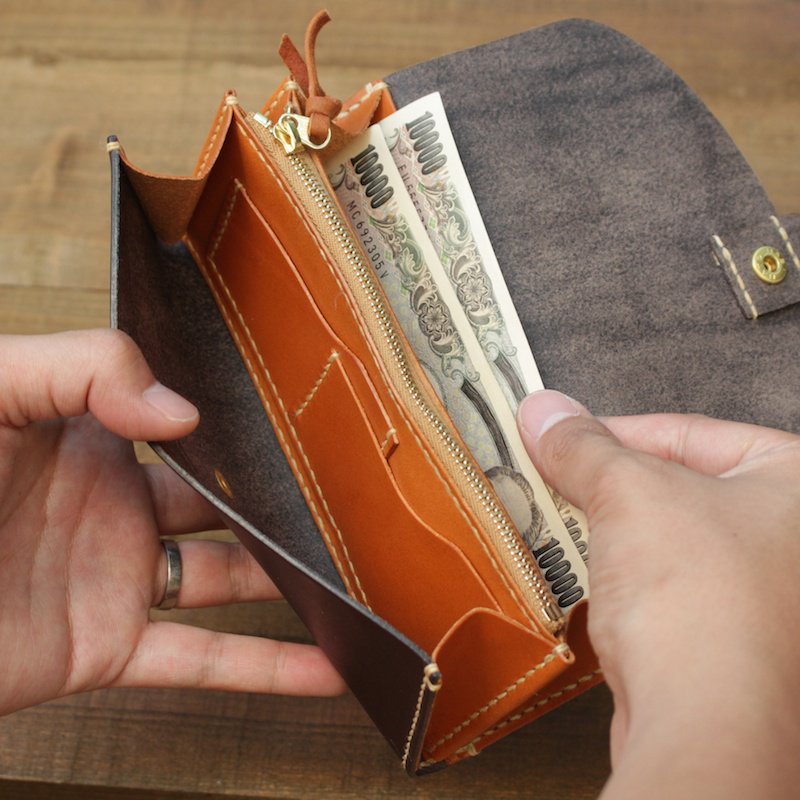 使うほどに育つナチュラルな革の長財布 | ハンドメイド革小物のDuram Online Shop