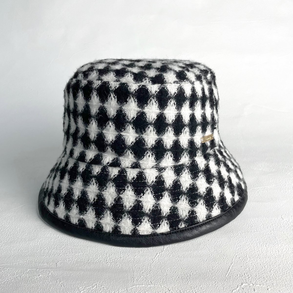 Rombi Hat