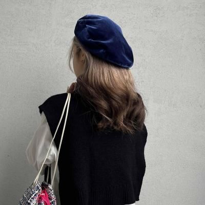 <img class='new_mark_img1' src='https://img.shop-pro.jp/img/new/icons13.gif' style='border:none;display:inline;margin:0px;padding:0px;width:auto;' />Velour Beret