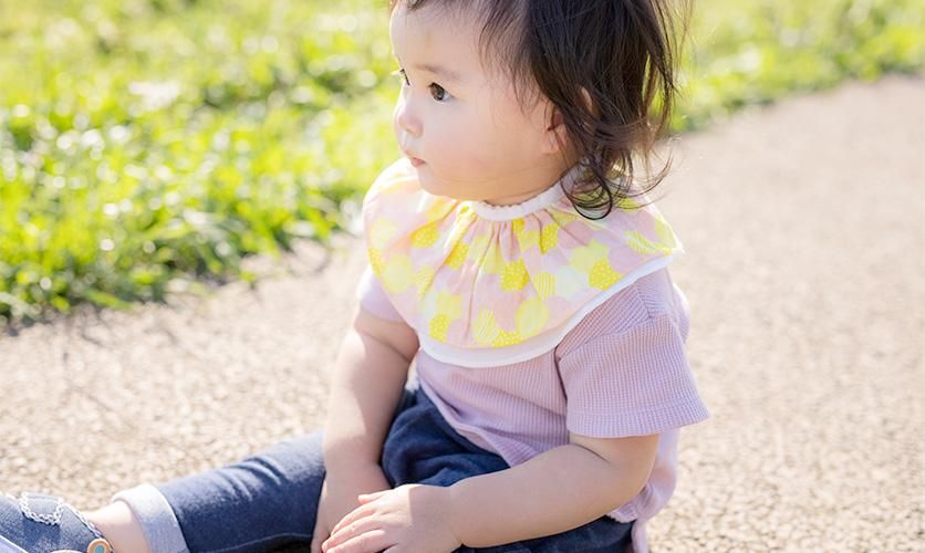 2411 ハンドメイドスタイ　フリル　ベビースタイ 2411 ハンドメイドスタイ フリル ベビースタイ