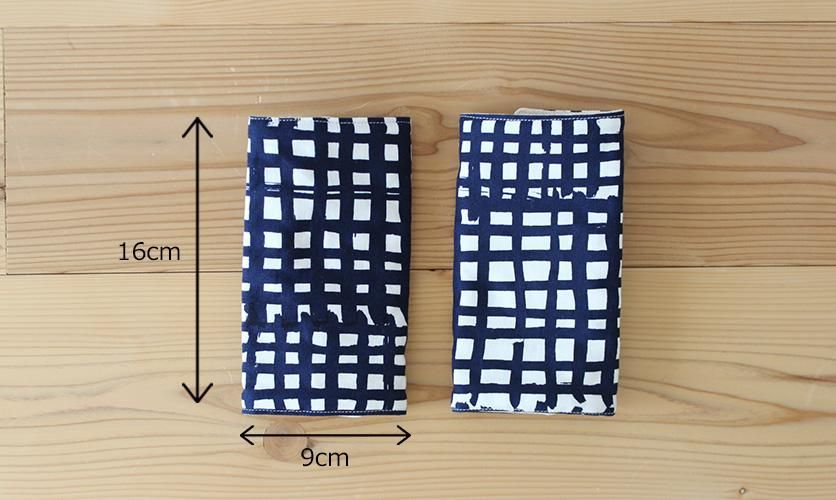 エルゴ用抱っこひもよだれカバー：smallgarden（ホワイト・ブルー）